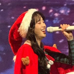 Meet your Posher, Helen